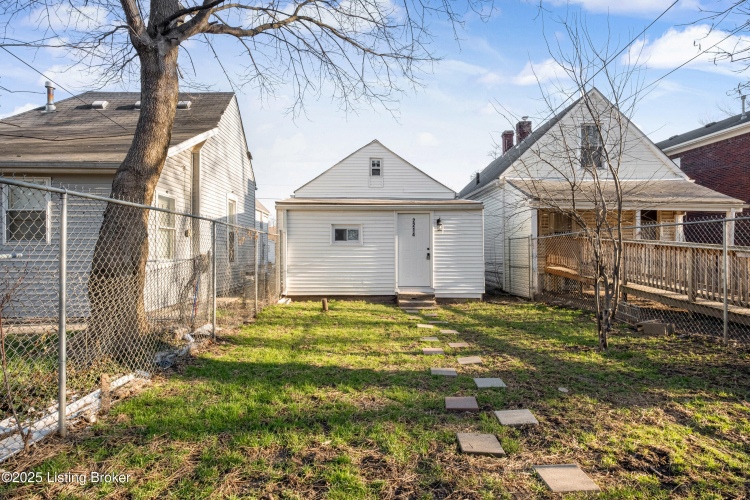 Listing Image 25