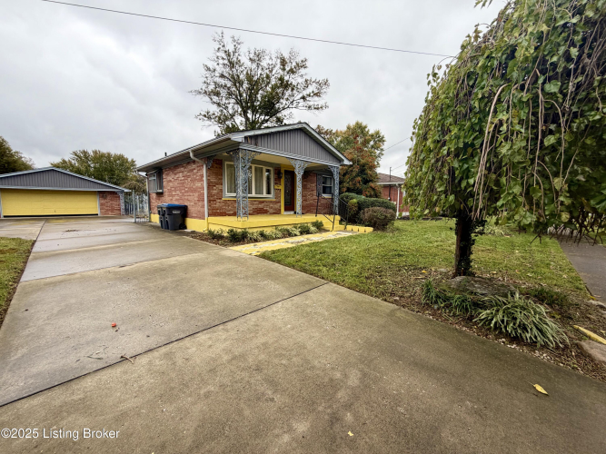 Listing Image 3