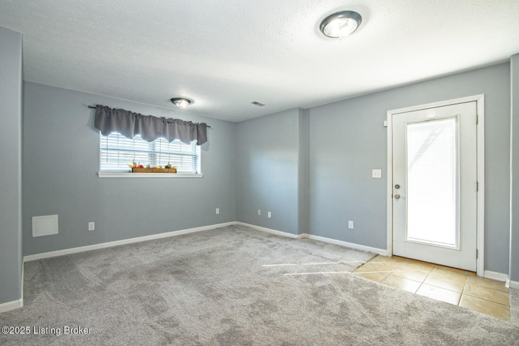 Listing Image 75