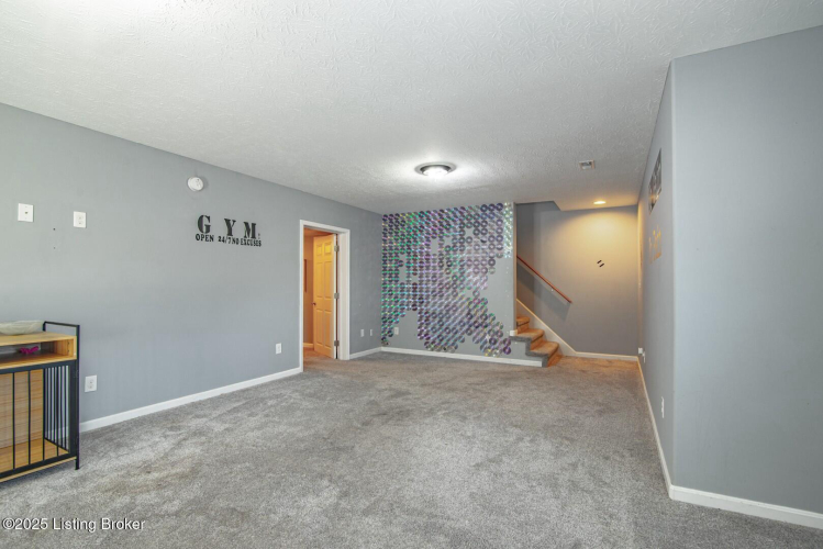 Listing Image 77