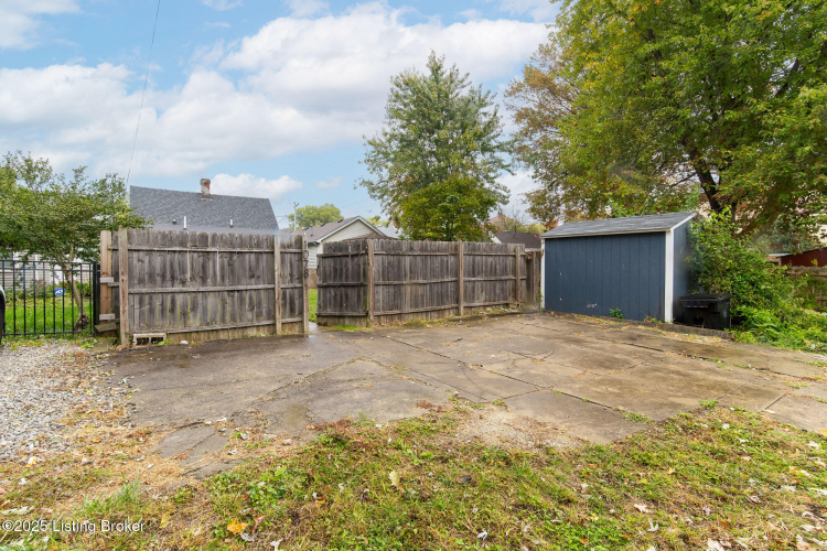 Listing Image 24