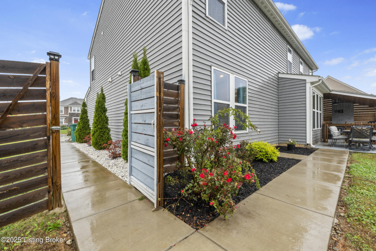 Listing Image 59