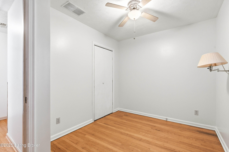 Listing Image 51