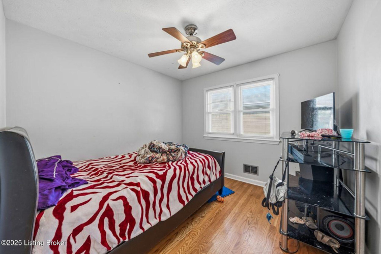 Listing Image 25