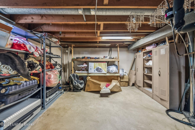 Listing Image 35