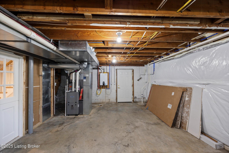 Listing Image 49