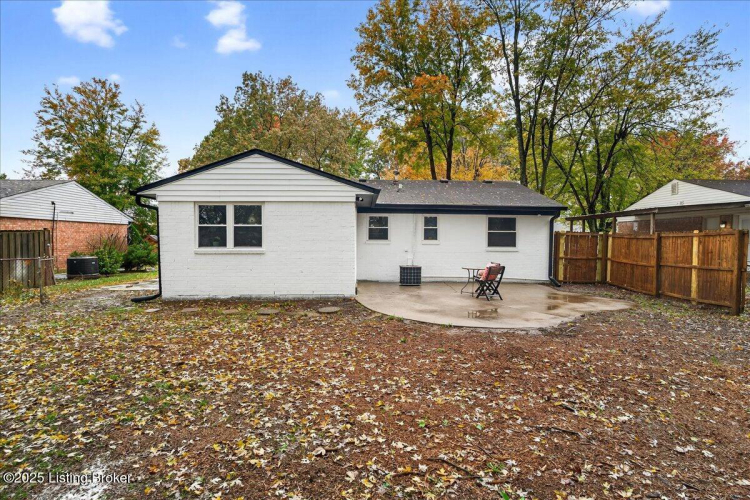 Listing Image 27