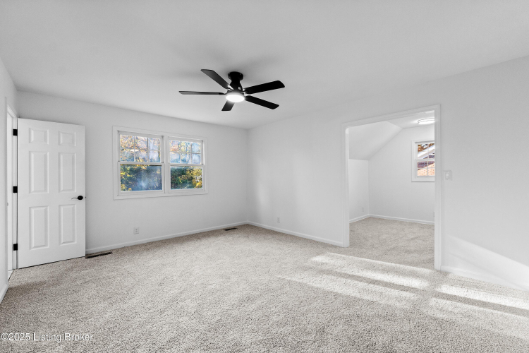 Listing Image 62