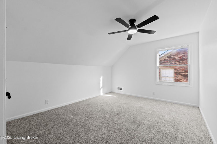 Listing Image 68