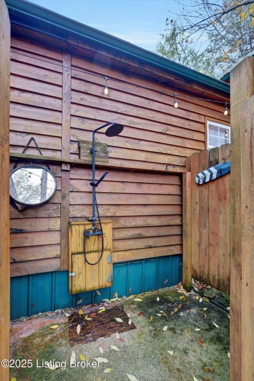 Listing Image 48