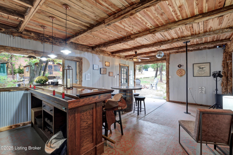 Listing Image 54