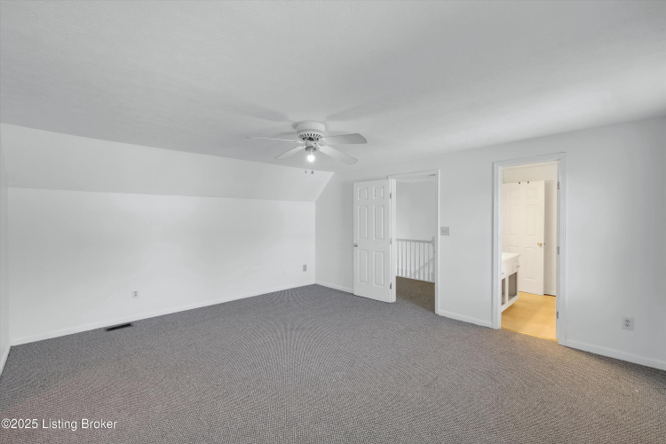 Listing Image 24