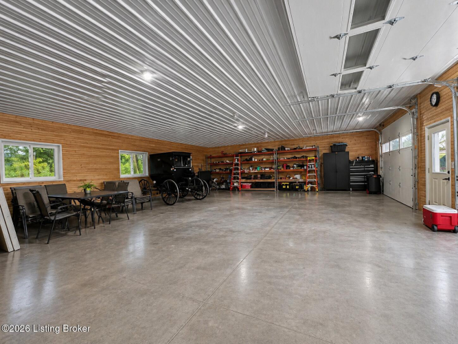 Listing Image 42