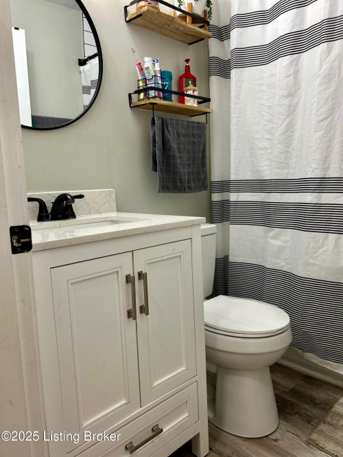 Listing Image 13