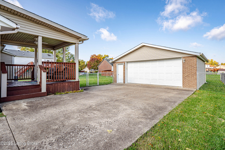 Listing Image 20