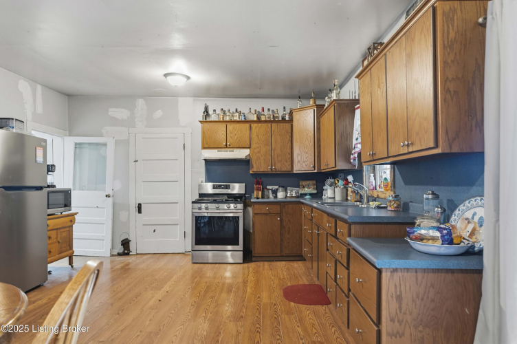 Listing Image 21
