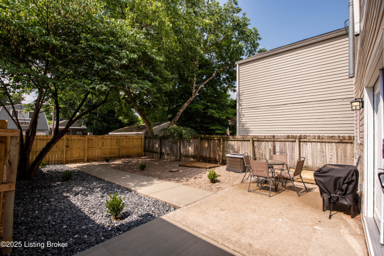 Listing Image 25