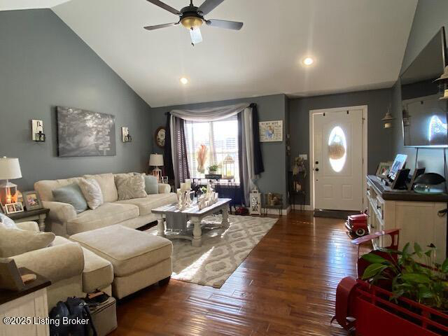 Listing Image 4
