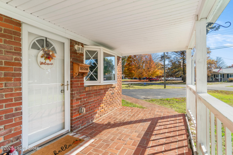 Listing Image 6