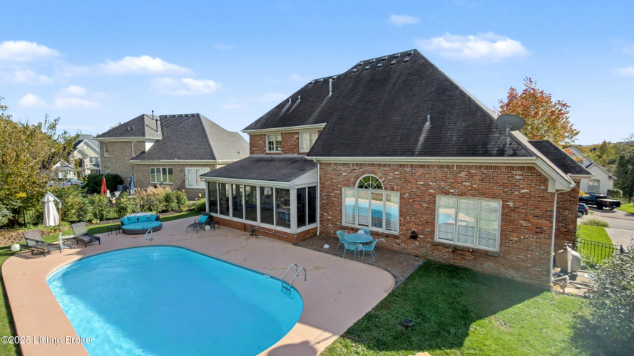 Listing Image 52