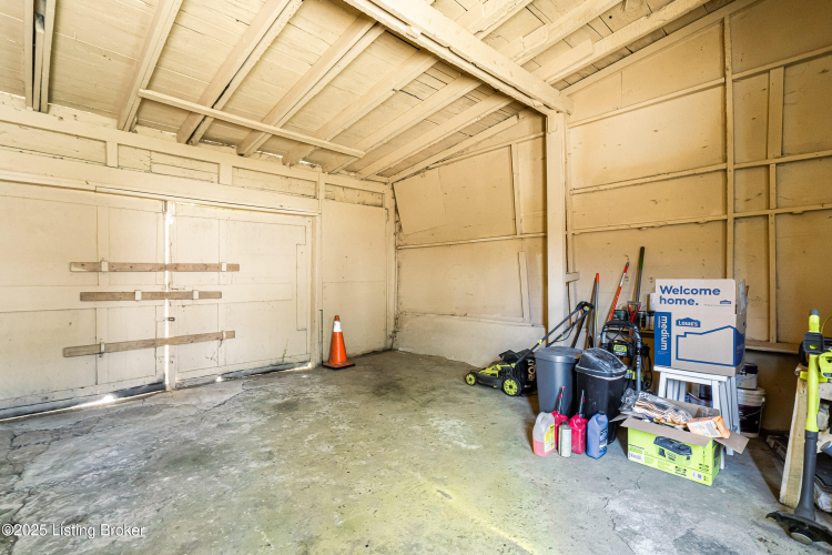 Listing Image 48