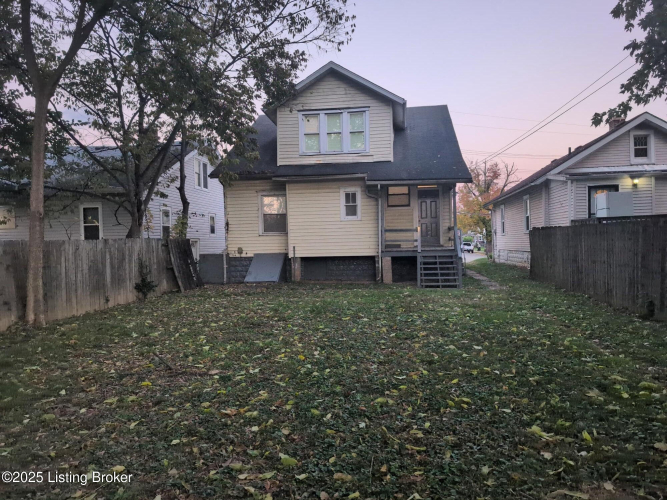 Listing Image 3