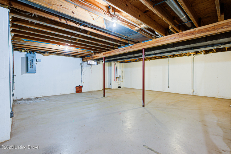 Listing Image 40