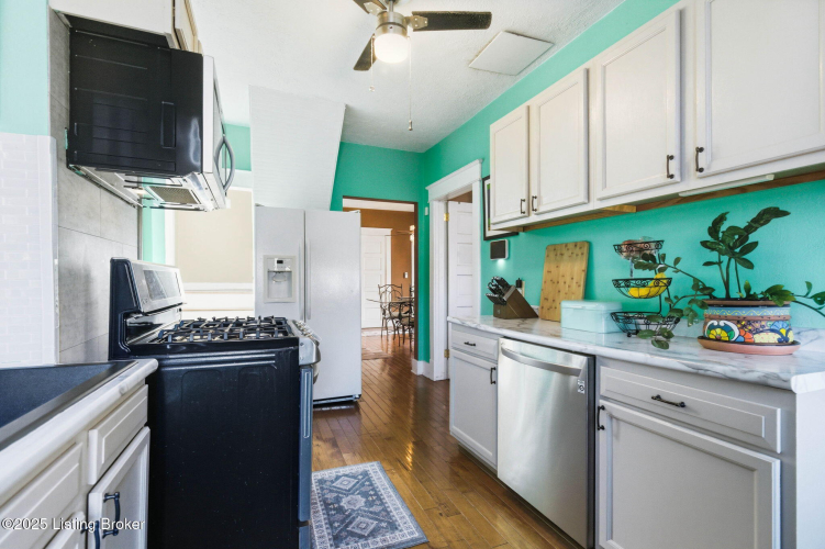 Listing Image 22