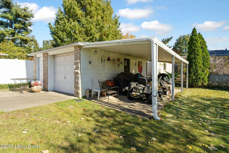 Listing Image 43