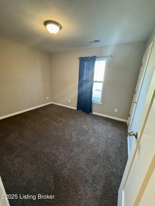 Listing Image 24