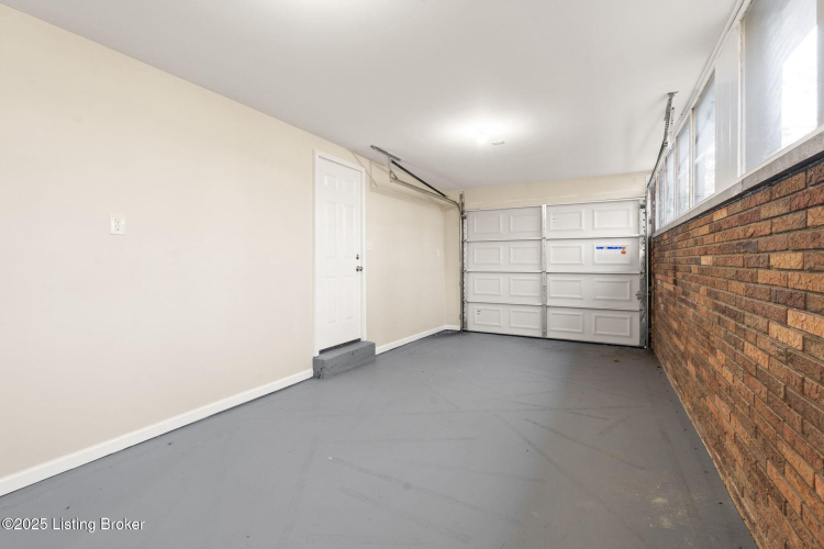 Listing Image 42