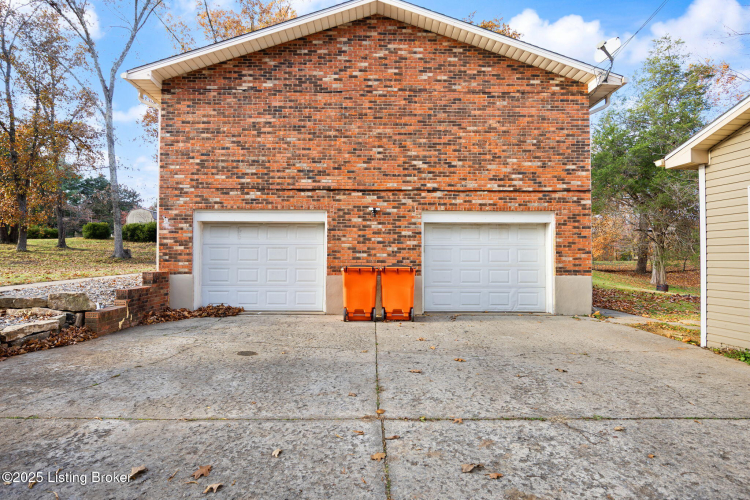 Listing Image 47