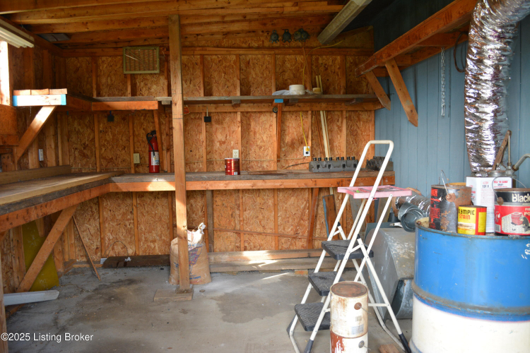 Listing Image 32