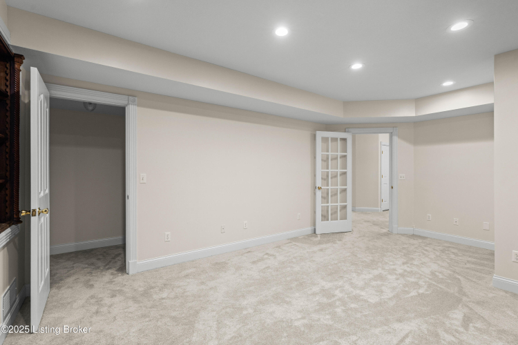 Listing Image 51