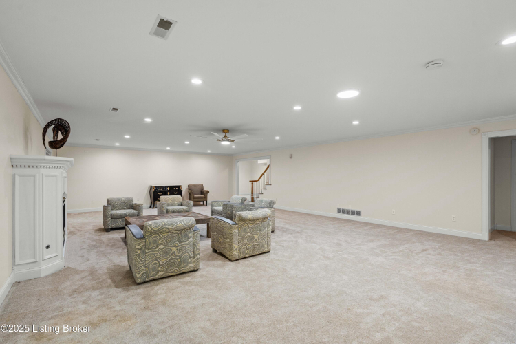 Listing Image 53