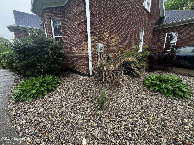 Listing Image 43