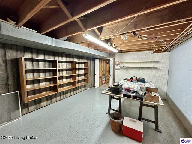 Listing Image 25