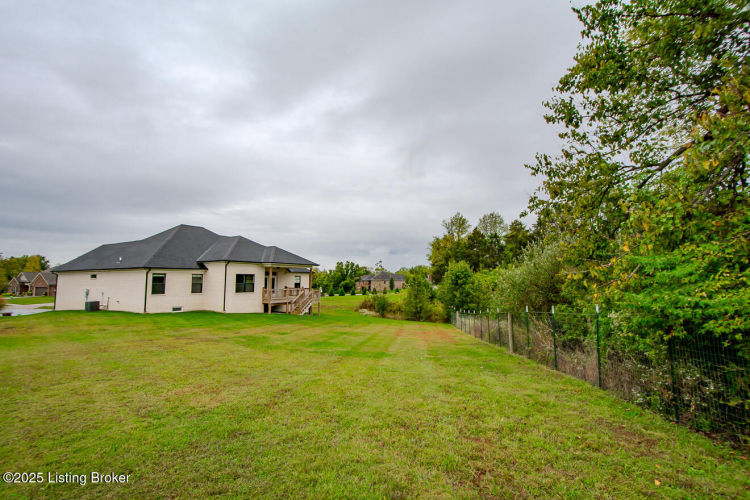 Listing Image 31