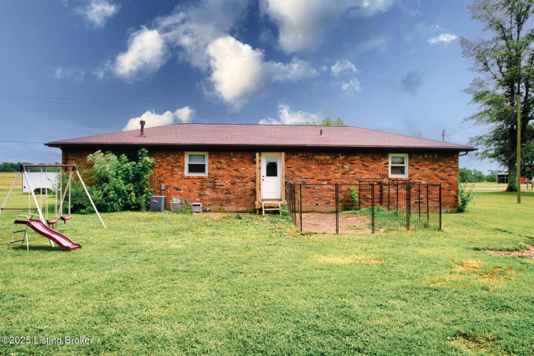Listing Image 24