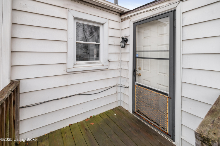 Listing Image 3