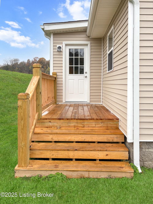 Listing Image 9
