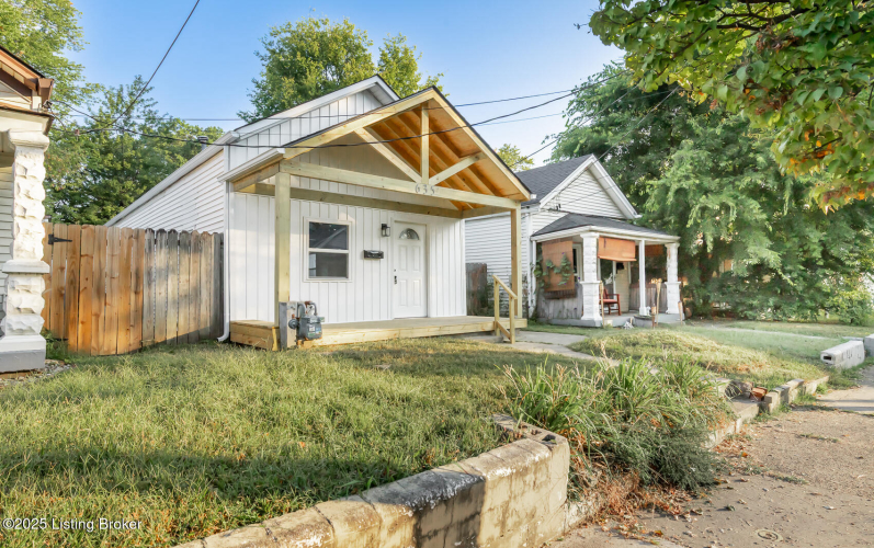 Listing Image 3