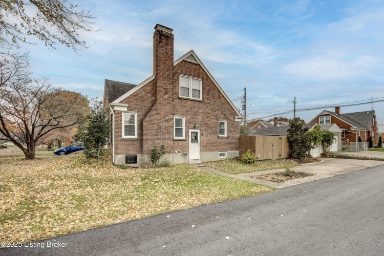 Listing Image 52