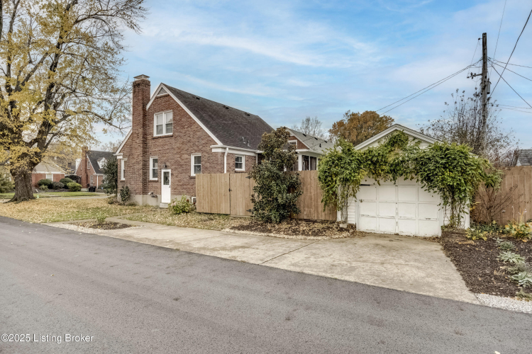 Listing Image 53