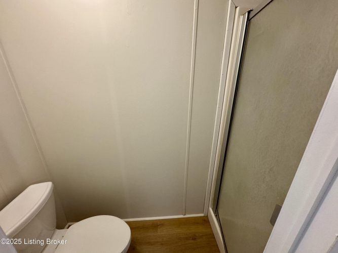 Listing Image 37