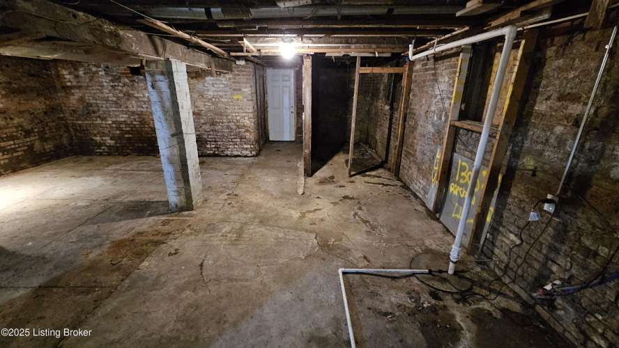 Listing Image 65