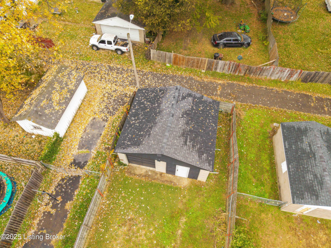 Listing Image 37