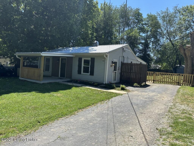 Listing Image 4