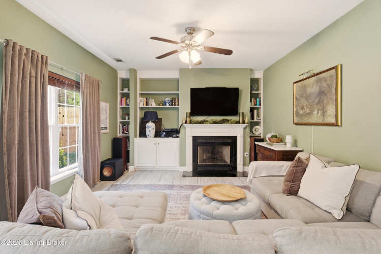 Listing Image 14
