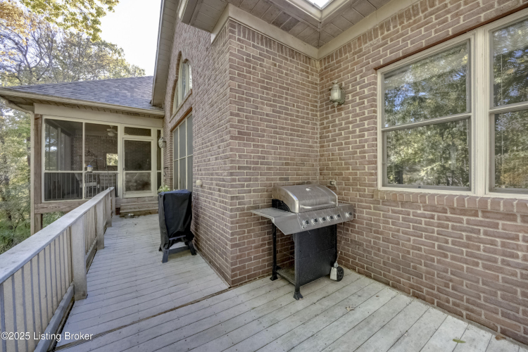 Listing Image 64